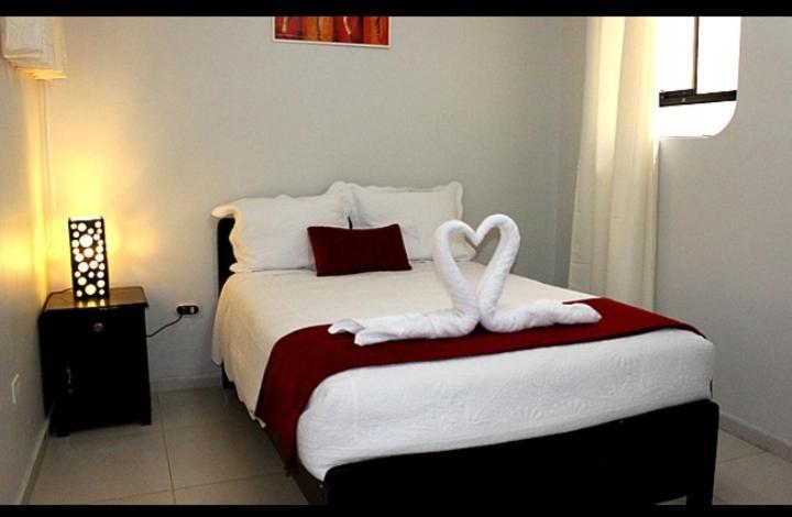 Hostal Universal Huaraz Exterior photo